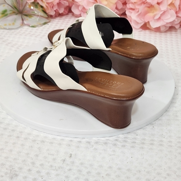 ITALIAN SHOEMAKERS Women's Clover Wedge Sandal Size 7 - Picture 3 of 9